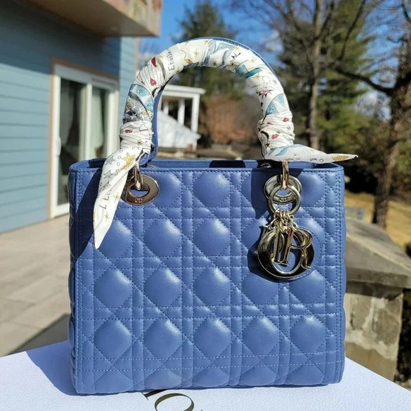 Lady Dior Medium Cloud Blue w/ Light Gold Hardware - Picture 2 of 5